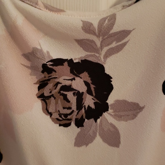 💟 Tank,flowing - Picture 5 of 5